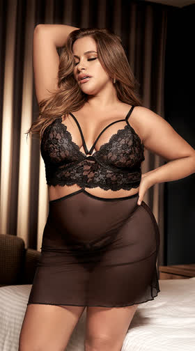 Plus Size Strapped In Lace Versatile Lingerie Set