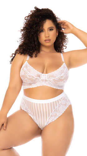 Plus Size Forever in Love Bra Set