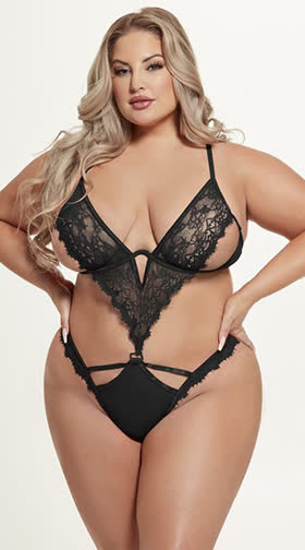 Plus Size Nadia Crotchless Teddy