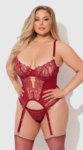 Plus Size Eden Embroidered Bustier Set
