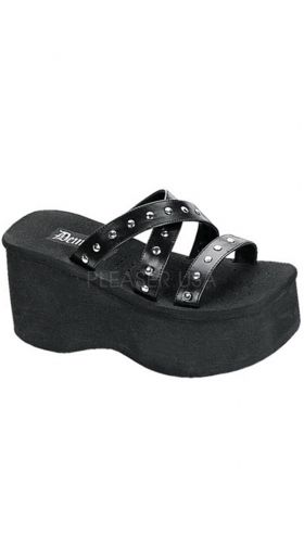 Studded Straps Platform Sandal