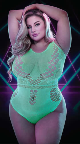 Plus Size Glow in the Dark Diamond Net Teddy